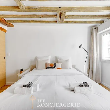 Chic Refait A Neuf Coeur Du Marais Apartment Paris